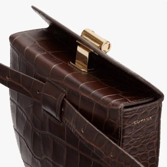 CUYANA Crescent Belt Bag - Picture 3 of 13